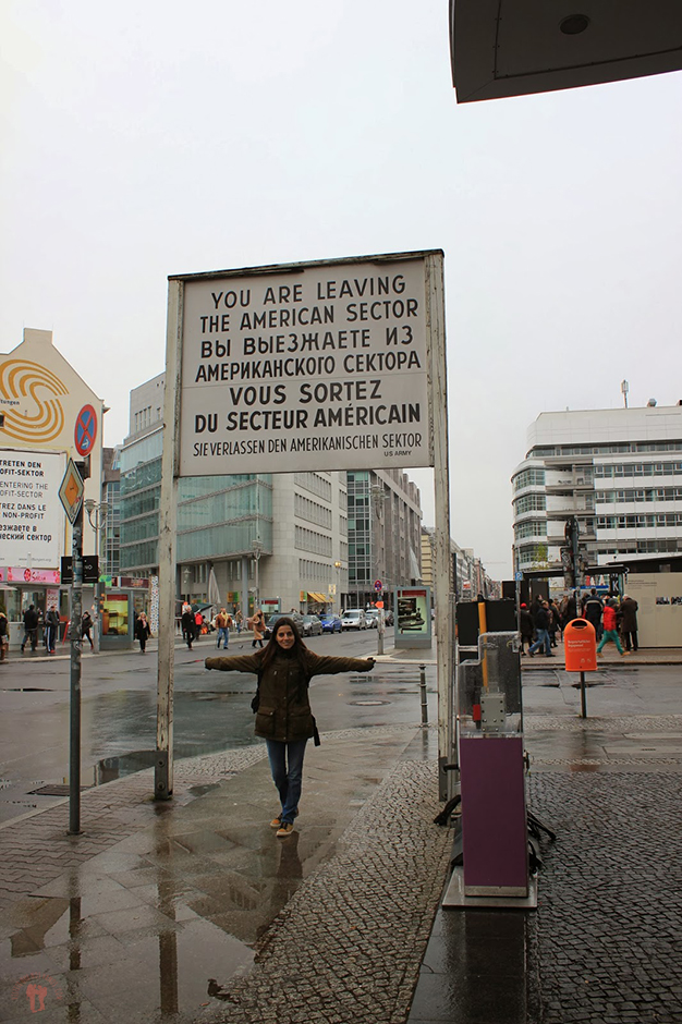 Checkpoint Charlie, paso fronterizo utilizado durante la Guerra fría