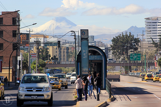 Volcán Cotopaxi desde la ciudad de Quito