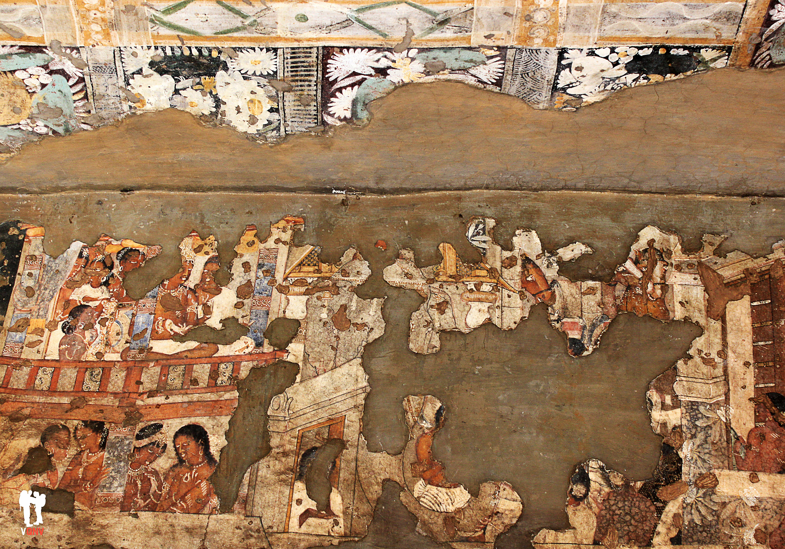 Pinturas bien conservadas en las cuevas de Ajanta