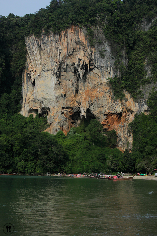 Tonsai Beach