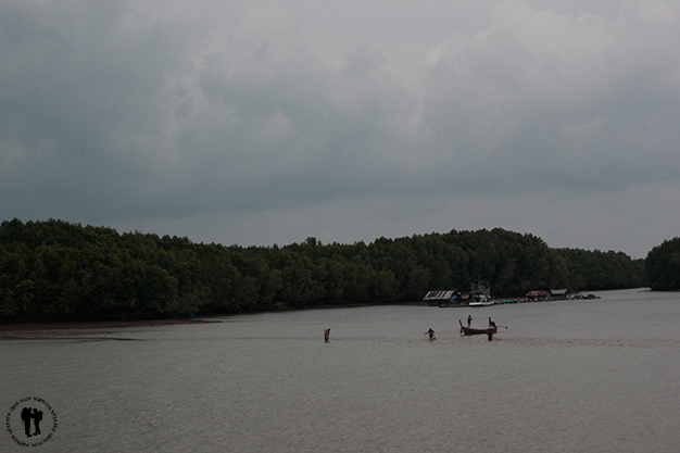 Paseando la orilla de Krabi