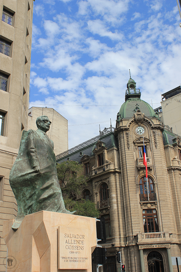 Estatua de Salvador Allende