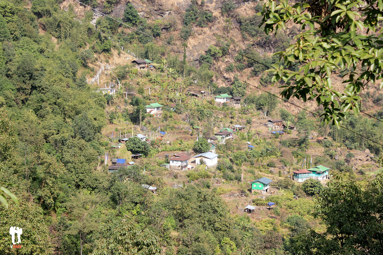 Aldeas del camino de Kecheopalri a Yuksom