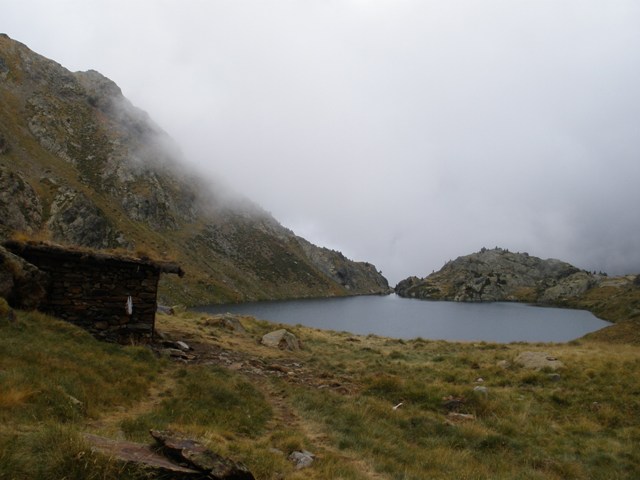 Cabaña y Estany de Sotllo