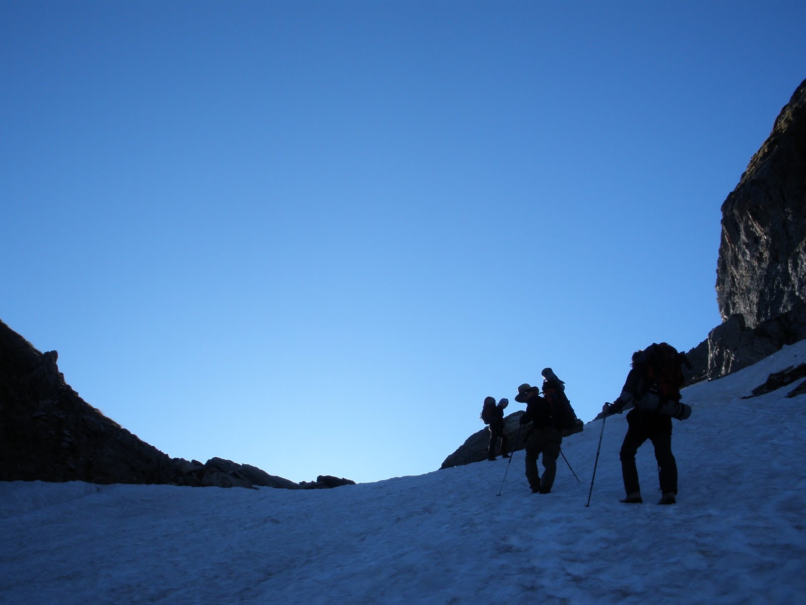 Subimos pisando nieve